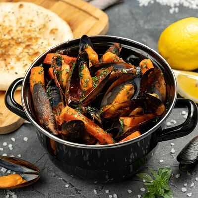 Мидии в томатном соусе в Сорренто по цене 895 ₽