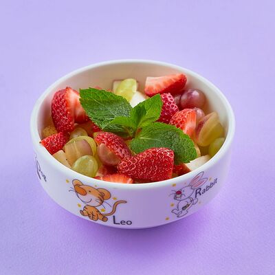 Фруктовый салат с ягодным соусом в ЛарисуВаннуХочу по цене 290