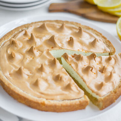 Пирог сладкий Лимонный с меренгой в Вот Такие Пироги по цене 640 ₽