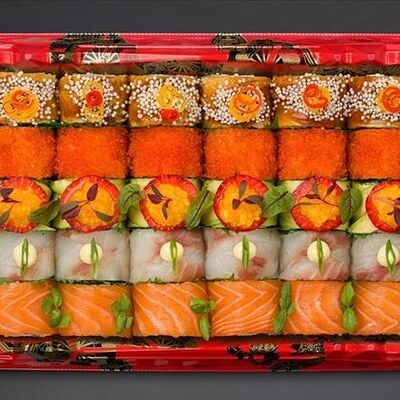 Ассорти роллов №1 в Bluefin по цене 9620 ₽