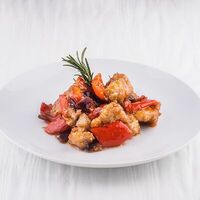 Курица в кисло-сладком соусе в MaxBakery
