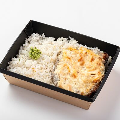 Отбивная из свинины с рисом в UPPETIT по цене 340 ₽