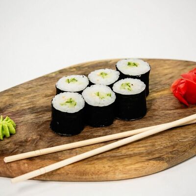 Маки с огурцом Сушими в Сушими по цене 190 ₽