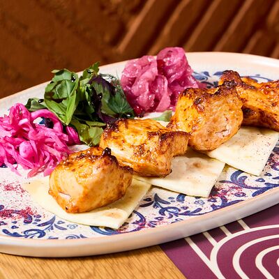 Шашлык из цыплёнка стандартный в NANA Pirveli по цене 750 ₽