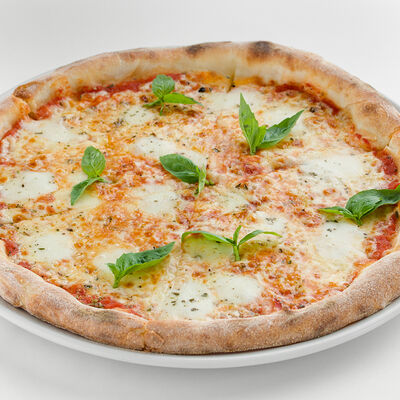 Пицца Маргарита в Castor'ka по цене 1200 ₽