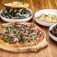 Логотип Tony Pizzoni