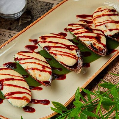 Мидии с нежным сырным соусом в Рестобар Ферум по цене 499