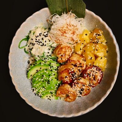 Поке с креветками, авокадо и манго в More More по цене 1080 ₽