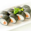 Ролл с лососем и сливочным сыром в Fusion Sushi по цене 15