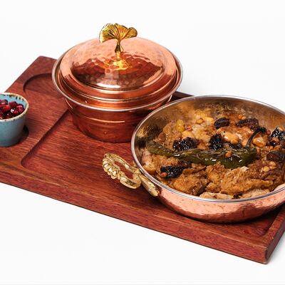 Маклюбе с курицей в Maroon по цене 3690 ₽