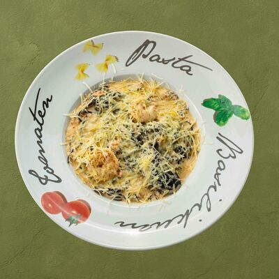 Паста чёрная с морепродуктами в Шашлычара по цене 670 ₽