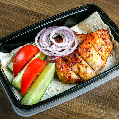 Куриный шашлык из филе бедра в Чача по цене 640 ₽