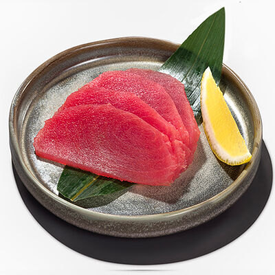 Сашими из тунца в Вкус и лосось по цене 700 ₽