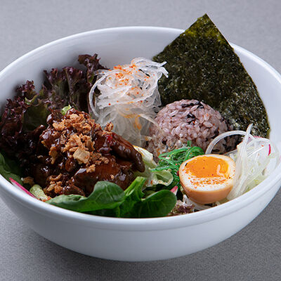 Боул с говядиной отварной цветной рис в Шикари по цене 550