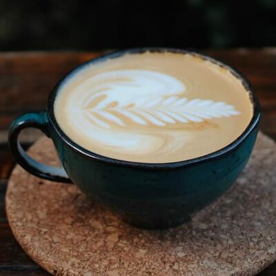 Капучино СРЕДНИЙ в Кофейня Mozart по цене 220 ₽