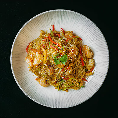 Лапша по-сингапурски с соусом Карри в Mr. Lee по цене 1500 ₽