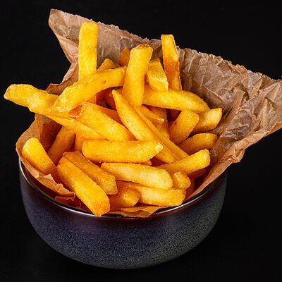 Картофель фри в MOS Lounge & Bar по цене 280 ₽