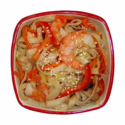 Удон с креветкой в Sushiwoker по цене 580 ₽