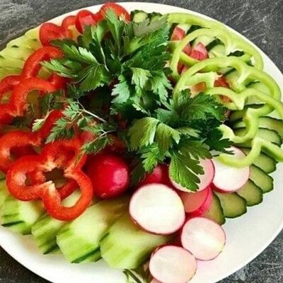 Овощная нарезка в Заречный по цене 490 ₽