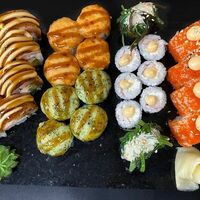 Сет Кавасаки в Hiro суши-бар