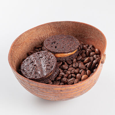 Печенье, варёная сгущенка, брусника в Sangre Fresca по цене 370 ₽