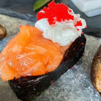 Сливочная с лососем в Maki Family по цене 109