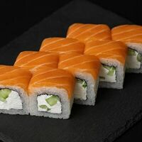 Филадельфия с огурцом в True Cost