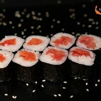 Ролл с тунцом в Kitaevsushi