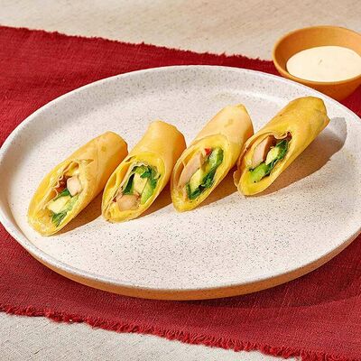 Спринг ролл с курицей в Тануки по цене 2890 ₸