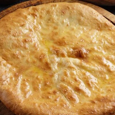 Хачапури из бедра цыплёнка в Добрый Грузин по цене 810 ₽