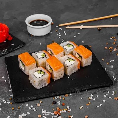 Филамания лосось в Суши Пати по цене 520 ₽