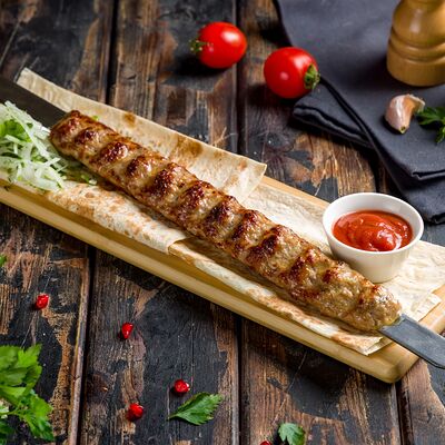 Люля-кебаб из курицы в ШаурМангал по цене 465 ₽