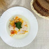 Отварное куриное филе в Сковородка