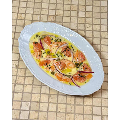 Крудо из гребешка и лосося с грейпфрутом в Мари по цене 760 ₽