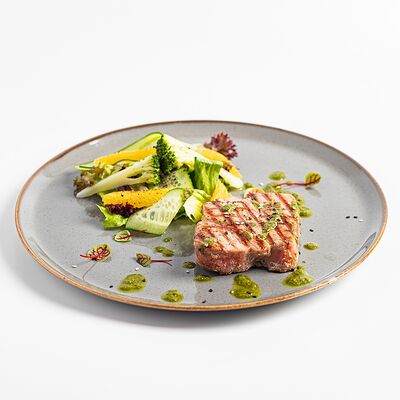 Филе тунца с апельсином и соусом Песто в Kitchen по цене 990
