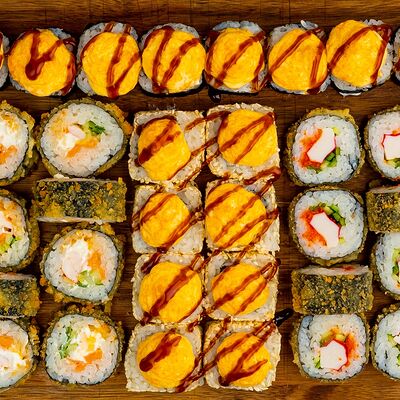 Сет Serik boll в Ичибан Sushi по цене 2100 ₽