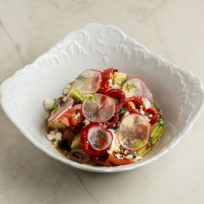 Греческий салат в Nomad по цене 1260 ₽