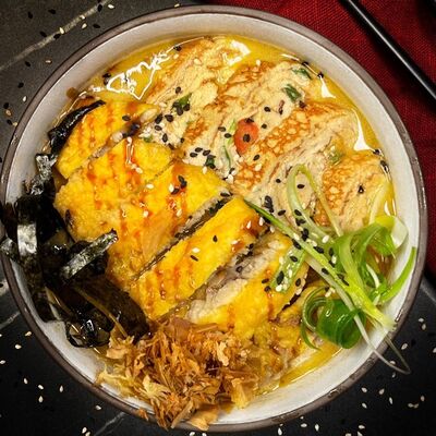 Рамен с белой рыбой в Kirova street по цене 430 ₽