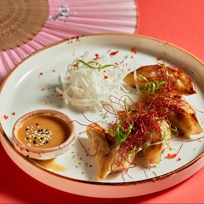 Гедза с креветками в PAR по цене 620 ₽