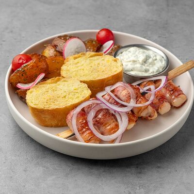 Куриное филе в беконе в Большая рыба по цене 700 ₽