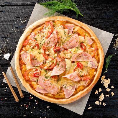 Ветчина с сыром в Royal Pizza по цене 500 ₽