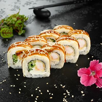 Юка с креветкой 8 шт в Суши Профи по цене 599 ₽