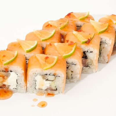 Лонг-Ролл с лососем в Hot-Pizza по цене 660 ₽