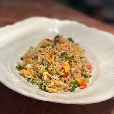 Азиатский рис с овощами в Мандарин по цене 400 ₽