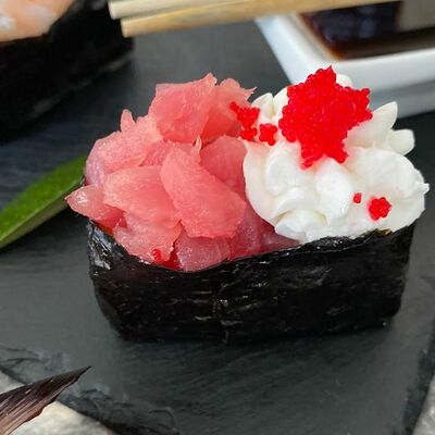 Сливочная с тунцом в Maki Family по цене 109