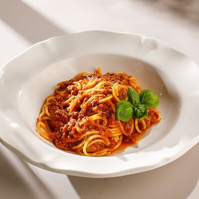 Спагетти Болоньезе в Кукумбер по цене 790 ₽