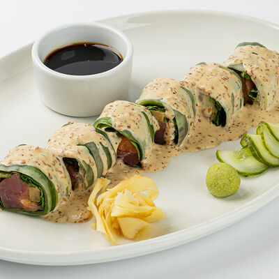 Ролл без риса с лососем и тунцом в Магадан по цене 1150 ₽