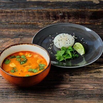 Суп Том Ям с креветками и курицей в BARak O’Mama по цене 590 ₽