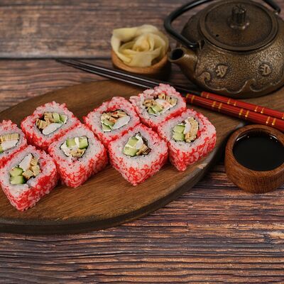 Калифорния с креветкой в Японский городовой 64 по цене 320 ₽