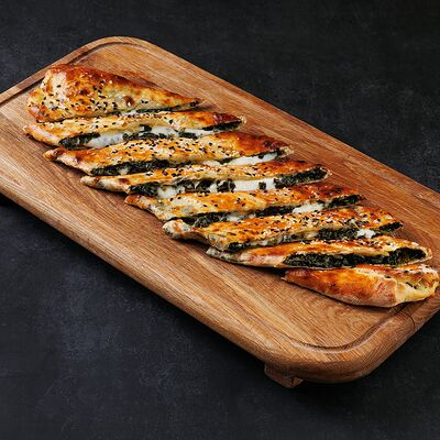 Пиде со шпинатом в Alibaba Doner по цене 510 ₽